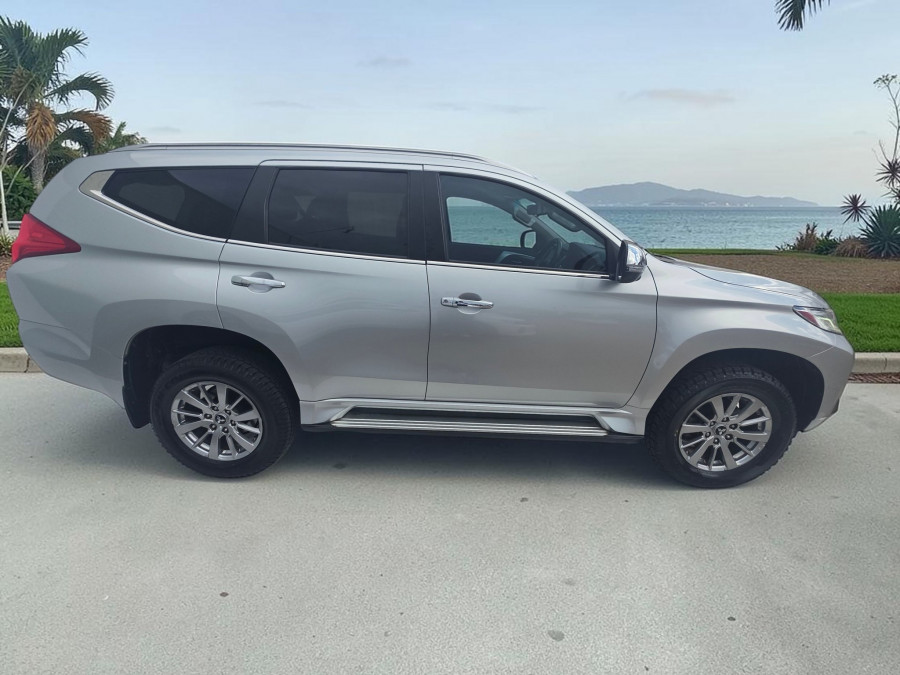 2019 Mitsubishi Pajero Sport QE GLX SUV Image 8