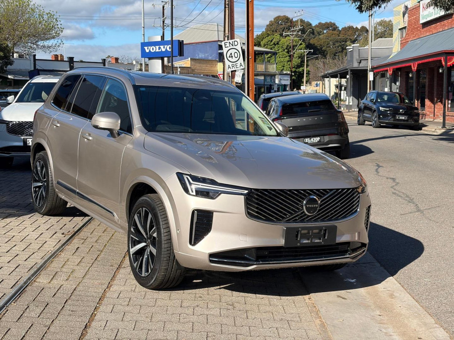 2025 MY26 Volvo XC90 L Series Plus B5 Bright SUV Image 2