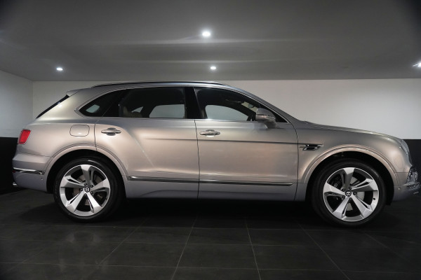2017 Bentley Bentayga W12 SUV Image 20