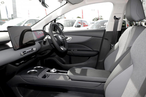 2026 MG MG4 AH4E Essence 64 Hatch Image 6