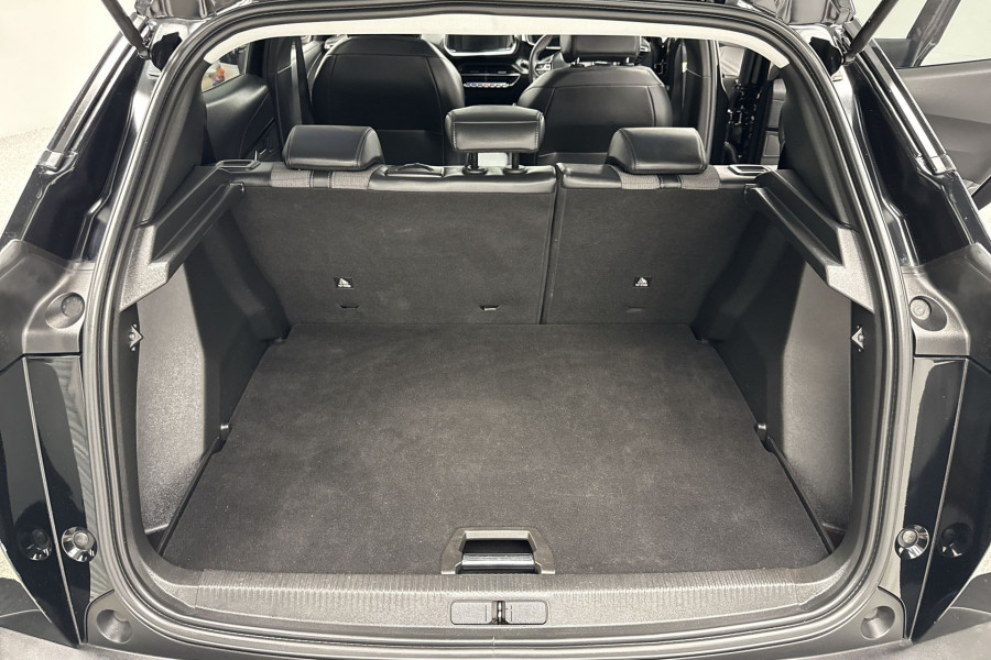 2021 Peugeot 2008 P24 Allure SUV Image 15