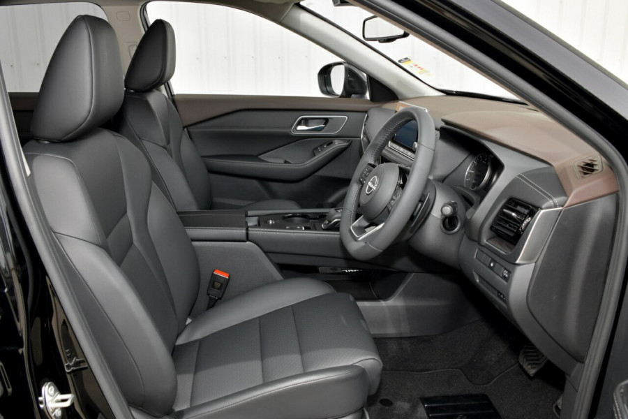 2024 MY25 Nissan X-Trail T33 ST-L SUV Image 6