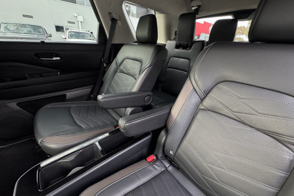 2025 MY24 Nissan Pathfinder R53 Ti-L SUV Image 20