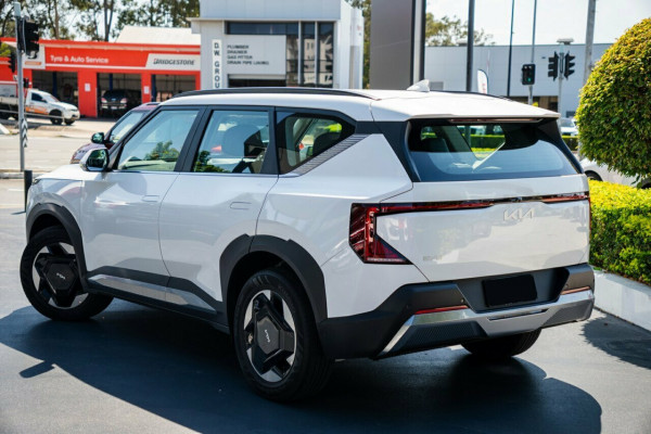 2026 Kia EV5 OVc Air Long Range SUV Image 2