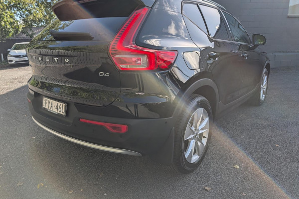 2025 MY26 Volvo XC40 XZ Plus B4 SUV Image 12