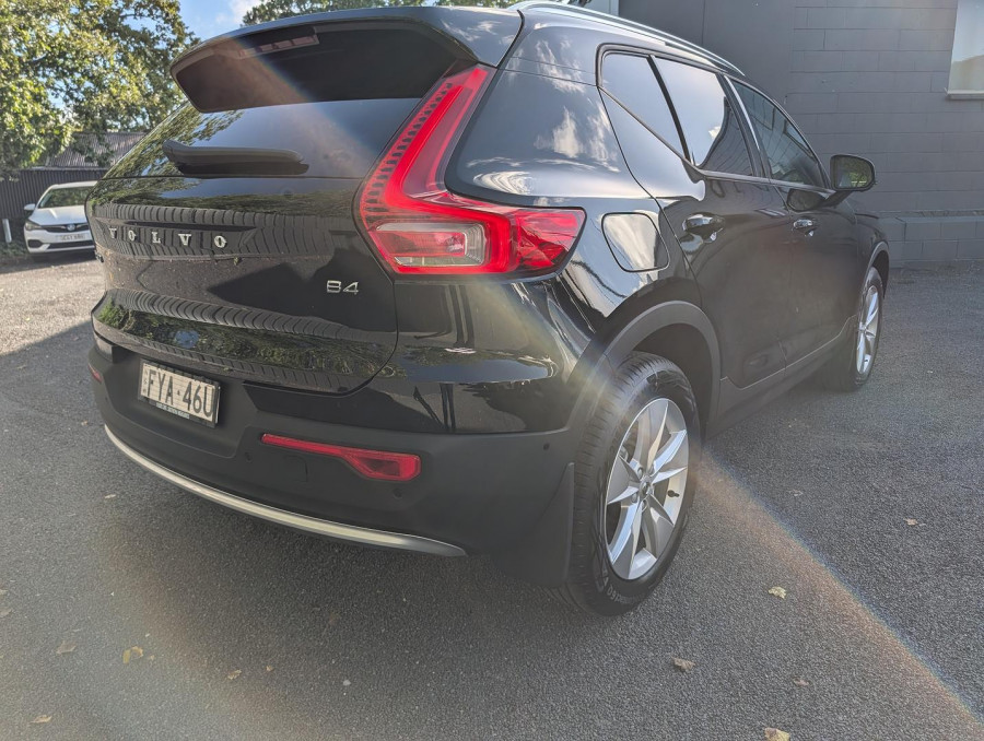 2025 MY26 Volvo XC40 XZ Plus B4 SUV Image 12
