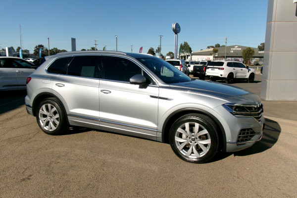2023 Volkswagen Touareg CR 210TDI Elegance SUV Image 1