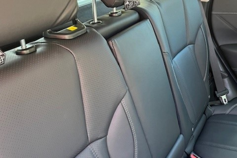 2022 Subaru Forester S5 Hybrid S SUV Image 34