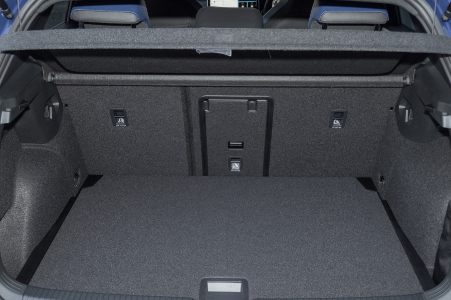 2026 Volkswagen Golf 8.5 R Hatch Image 17