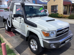 Toyota Landcruiser GXL VDJ79R