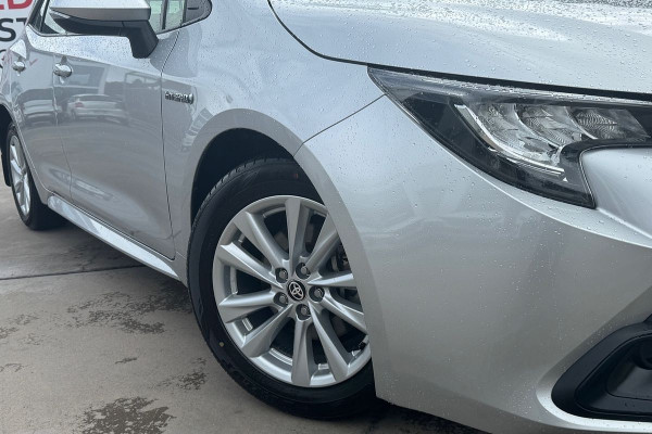 2023 Toyota Corolla ZWE219R  Ascent Sport Hybrid Hatch Image 2