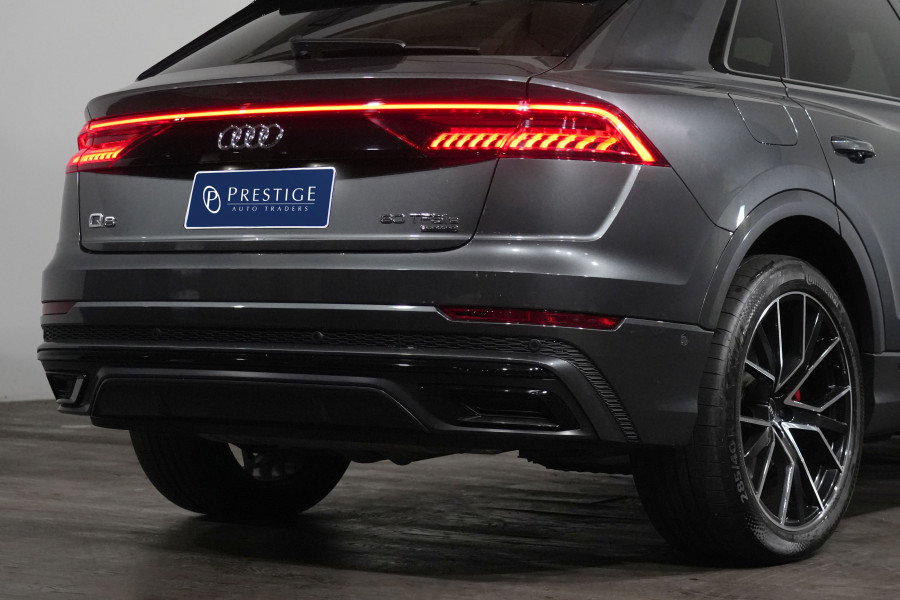 2024 Audi Q8 F1 60 TFSI e S Line SUV Image 8