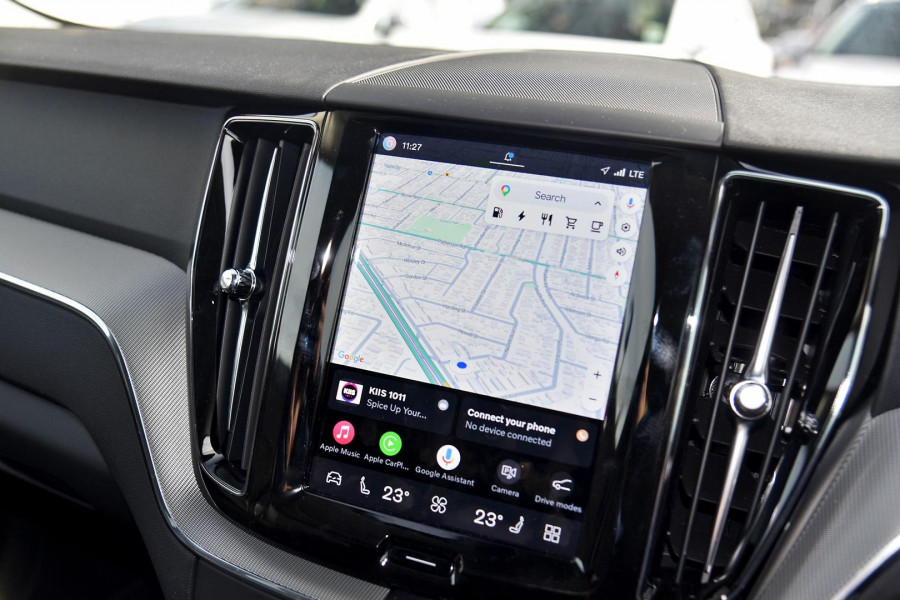 2025 Volvo XC60 UZ Plus T8 Plug-in Hybrid SUV Image 13
