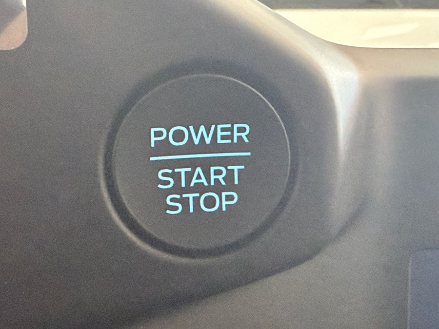 2026 MY26.5 Ford Transit Custom AV Trail LWB Van Image 29
