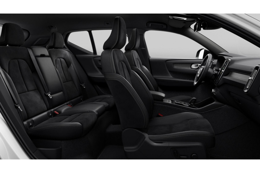 2025 MY24 Volvo XC40 XZ Ultimate B4 Dark SUV Image 8