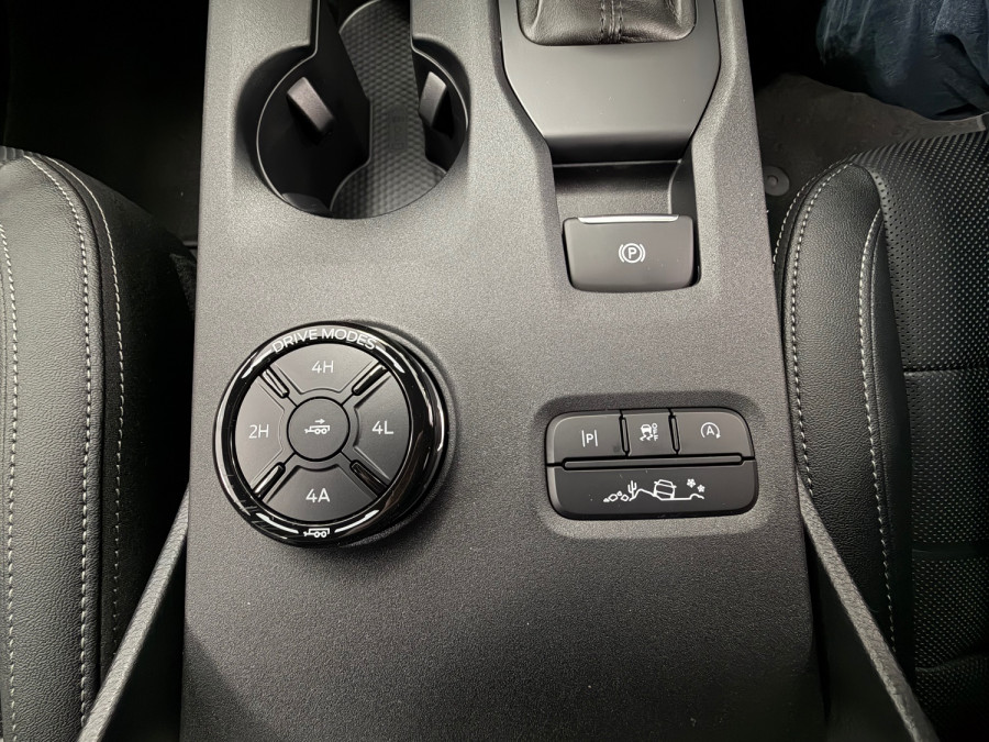 2026 MY26.5 Ford Everest UB Sport SUV Image 30
