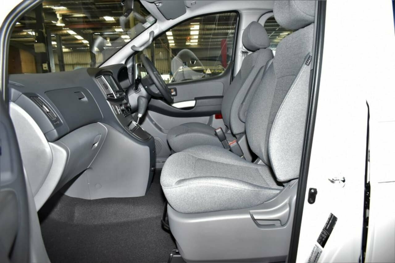 2020 Hyundai iMax TQ4 Active Wagon Image 10