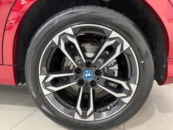 2025 BMW iX2 U10 eDrive20 M Sport SUV image 5