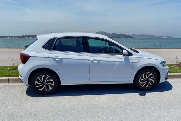 2026 Volkswagen Polo AE 85TSI Life Hatch Image 2
