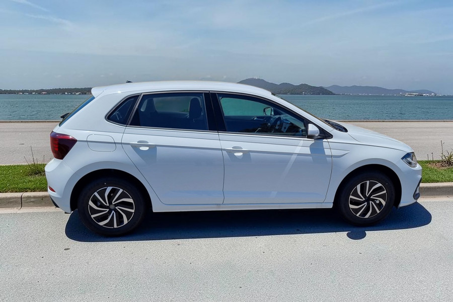 2026 Volkswagen Polo AE 85TSI Life Hatch Image 2