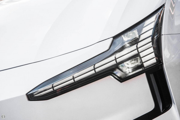 2026 Volvo EX30  Single Motor Extended Range Plus SUV image 13