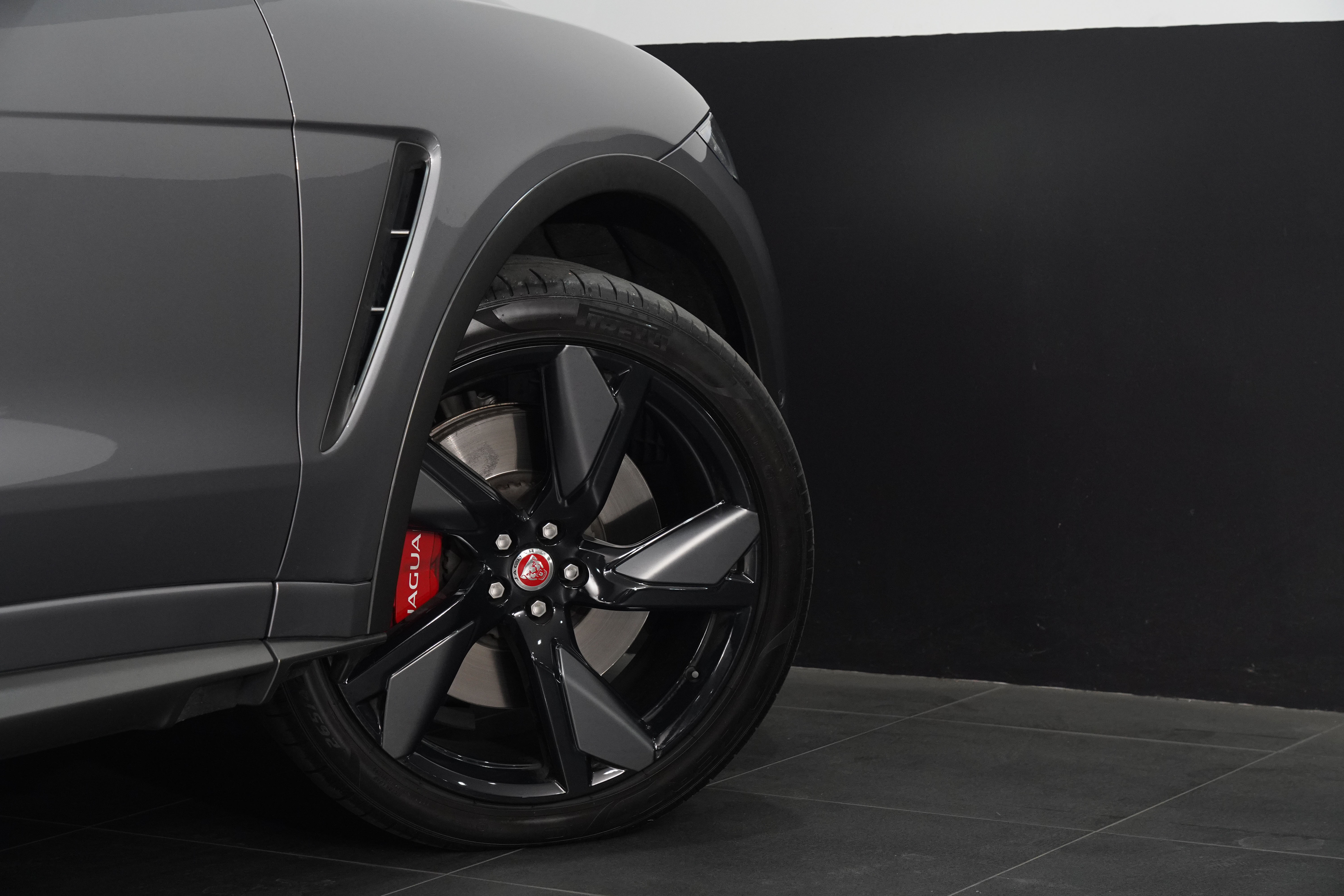 2022 Jaguar F-PACE SVR SUV Image 20