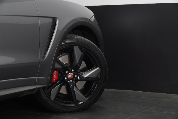 2022 Jaguar F-PACE SVR SUV Image 20