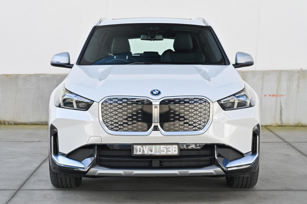 2024 BMW iX1 U11 xDrive30 M Sport SUV image 2