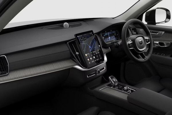 2026 Volvo XC90 L Series Ultra B5 Dark SUV Image 5