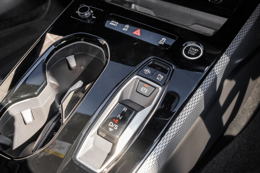 2025 Audi A5 B10 TFSI 200kW S line Sedan