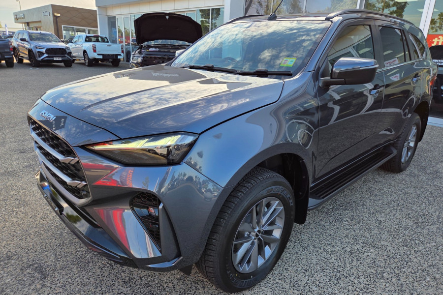 2025 Isuzu MU-X LS-U SUV Image 7