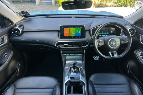 2021 MG HS Plug-in Hybrid Essence SUV Image 8
