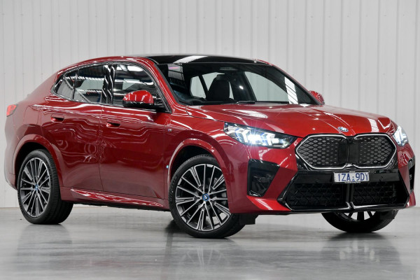 BMW iX2 eDrive20 M Sport U10