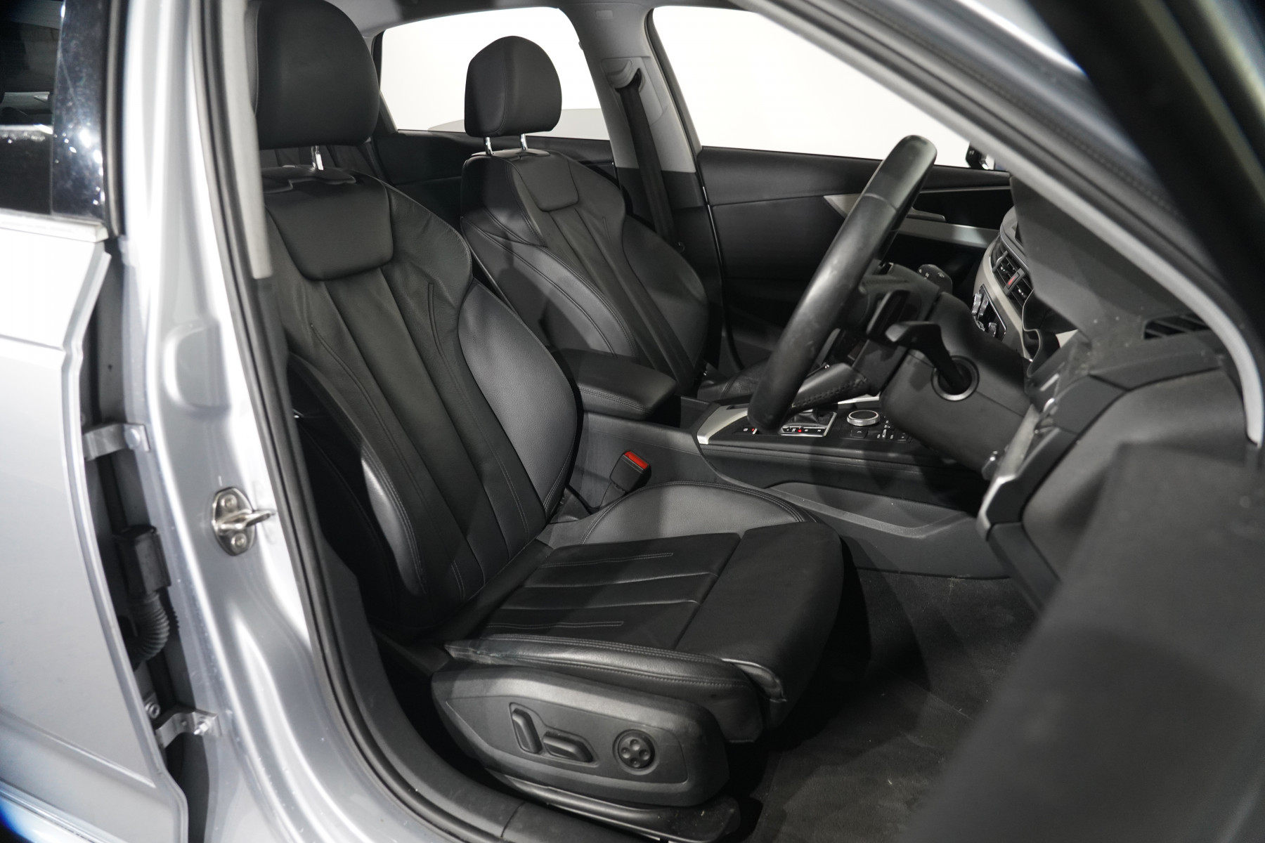 2018 Audi A4 1.4 Tfsi S Tronic S Line Sedan Image 23