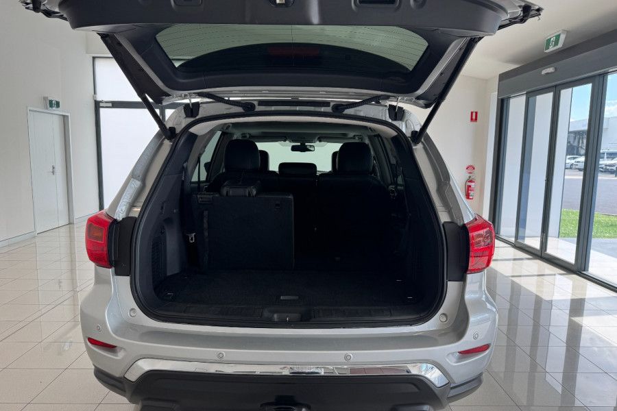 2017 Nissan Pathfinder R52 Ti SUV Image 10