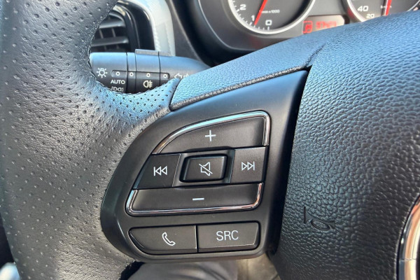 2019 MY18 MG MG3 SZP1 Core Hatch Image 16