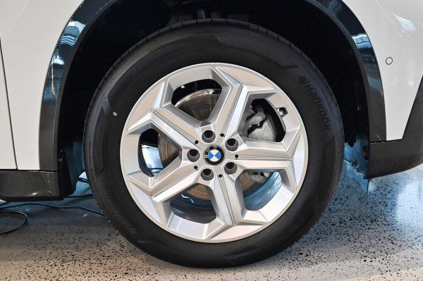 2026 BMW X1 U11 sDrive18i SUV image 21