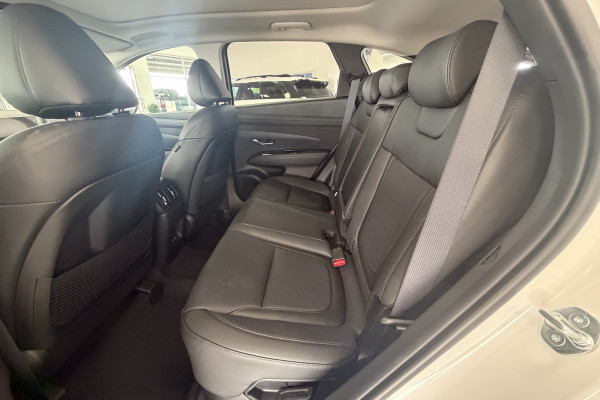 2026 Hyundai Tucson NX4.V4 Hybrid Premium SUV Image 15