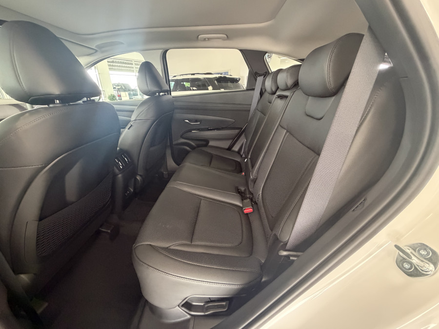 2026 Hyundai Tucson NX4.V4 Hybrid Premium SUV Image 15