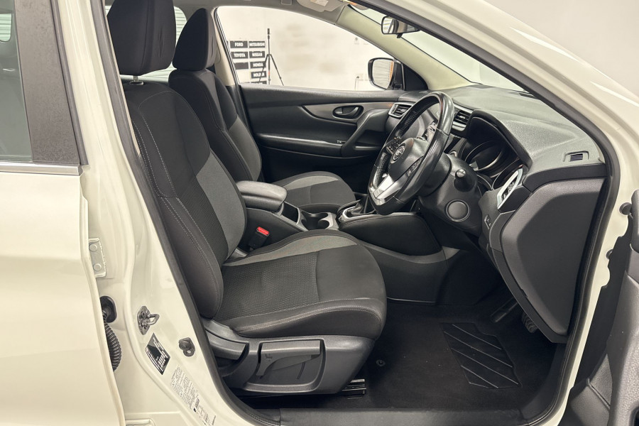 2018 Nissan QASHQAI ST Wagon Image 18