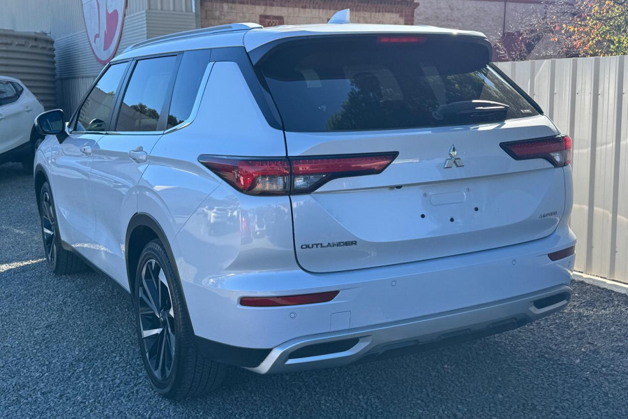 2023 Mitsubishi Outlander ZM Aspire SUV Image 10