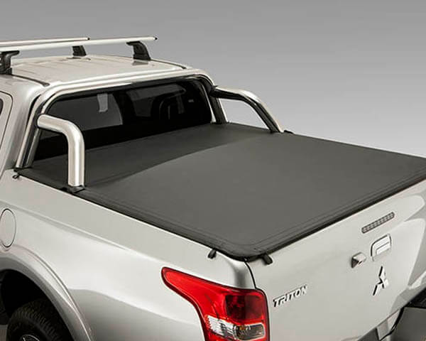 Flush look soft tonneau cover