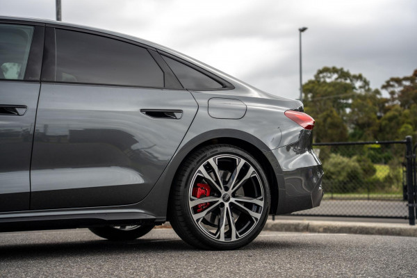 2025 Audi A5 B10 e-hybrid S-Line Hatch image 23