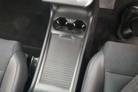 2024 MG MG4 MEH32 Essence 64 Hatch