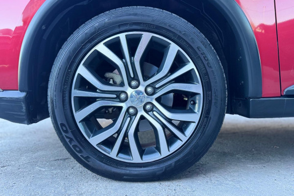 2015 MY16 Mitsubishi Outlander ZK XLS SUV Image 24