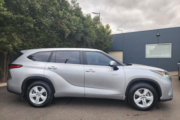 2023 Toyota Kluger TXUA75R (Petrol AWD) GX SUV Image 8