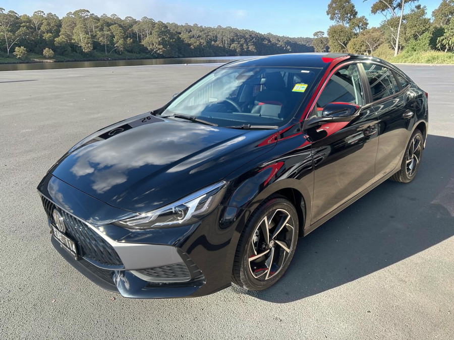 2025 MG MG5 MG5DCTESSE25 Essence Sedan Image 4
