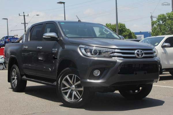 2016 Toyota HiLux  SR5 Double Cab Pick Up Image 1
