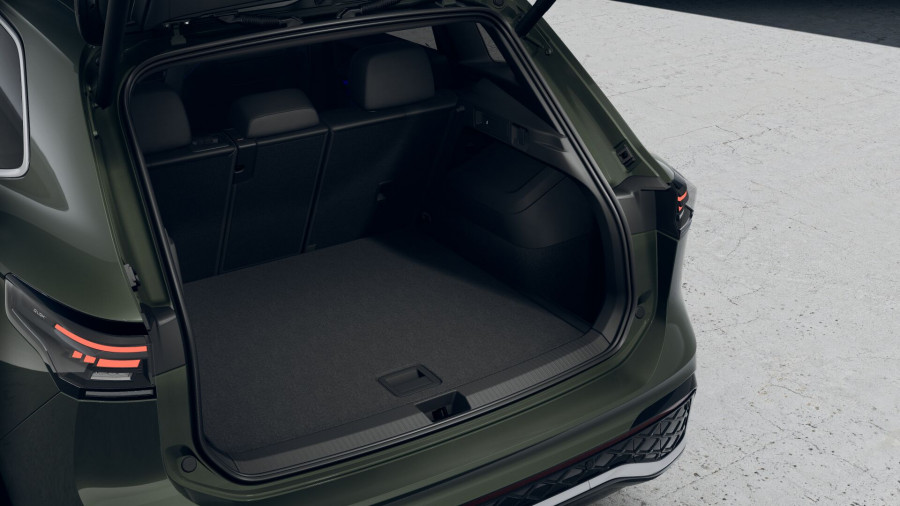 2026 Volkswagen Tiguan CT 150TSI R-Line SUV Image 8