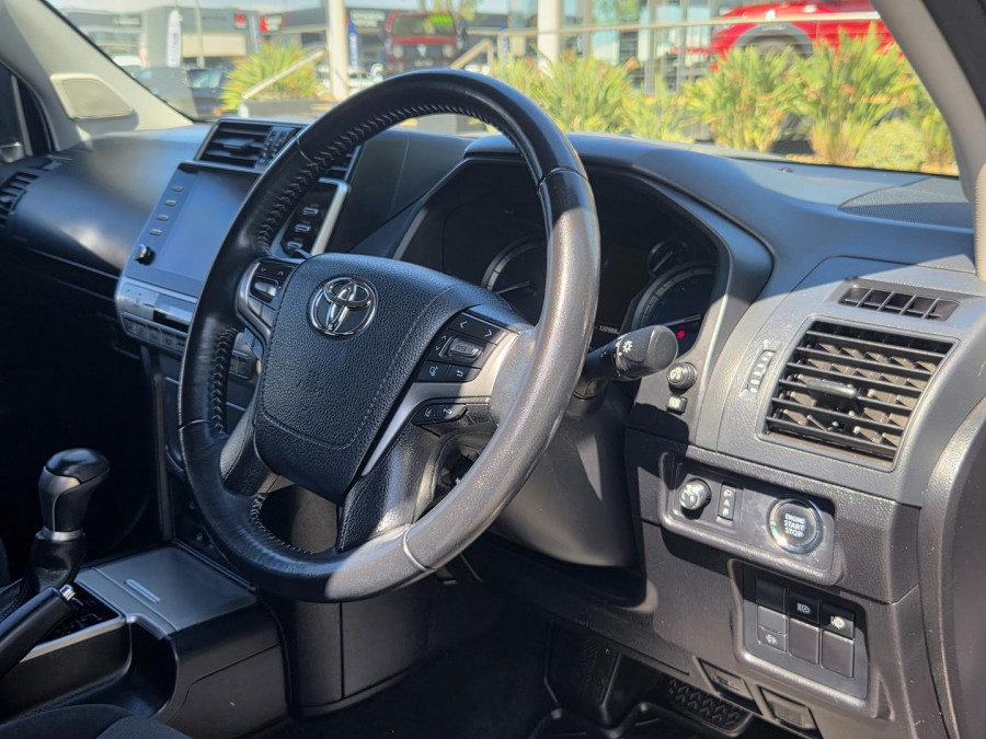 2022 Toyota LandCruiser Prado GDJ150R GXL SUV Image 9